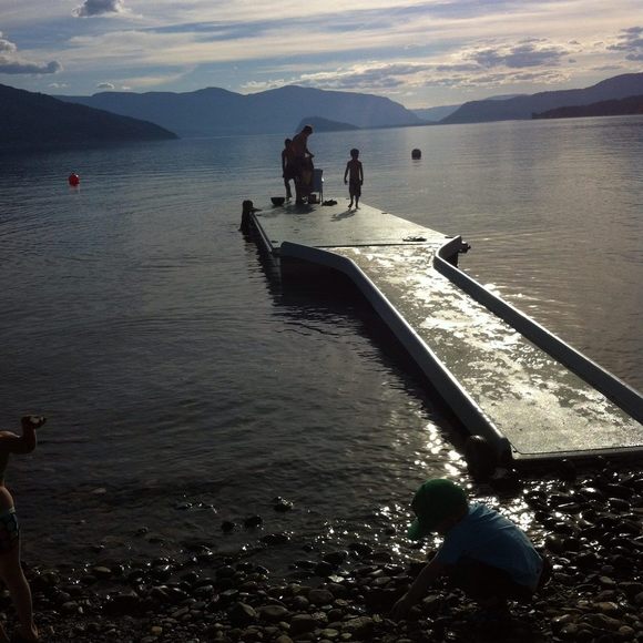 Meet your Posher, Joelle - Picture 1 of 1